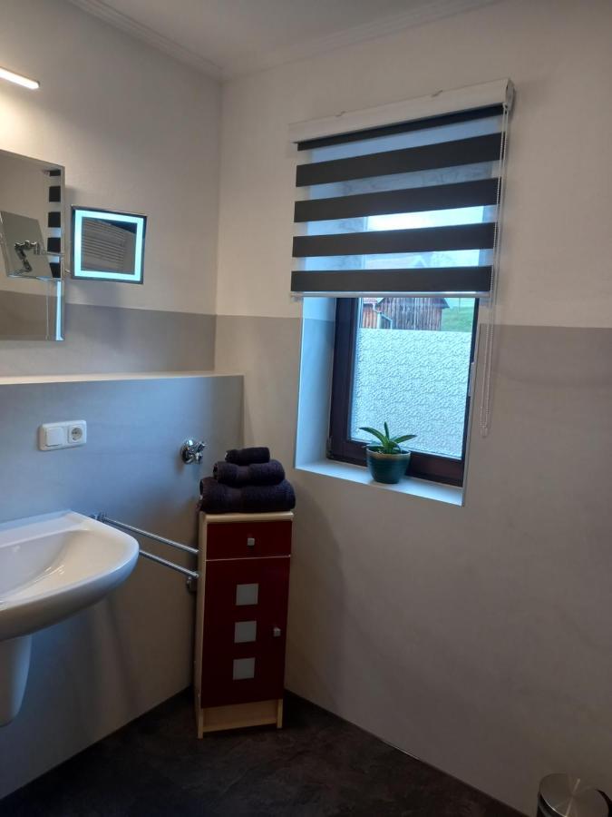 Cafe Und Pension Ringer Vilseck Екстериор снимка