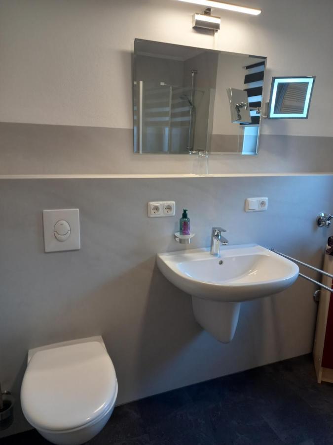 Cafe Und Pension Ringer Vilseck Екстериор снимка